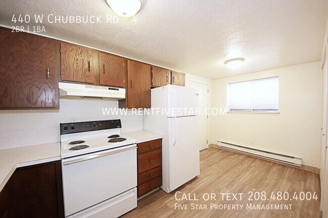 Foto del edificio - 440 W Chubbuck Rd