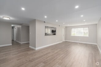 Interior Photo - Olympic Gardens