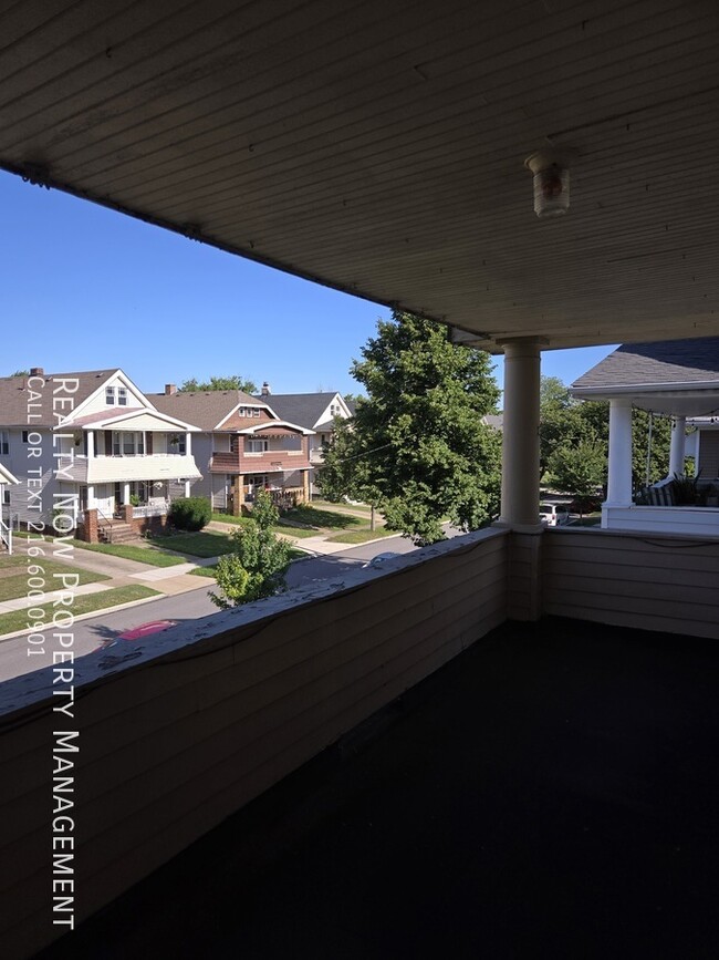 Foto del edificio - 2 bedroom / 1 bathroom home in Lakewood