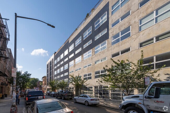 Building Photo - 100 N 3rd St