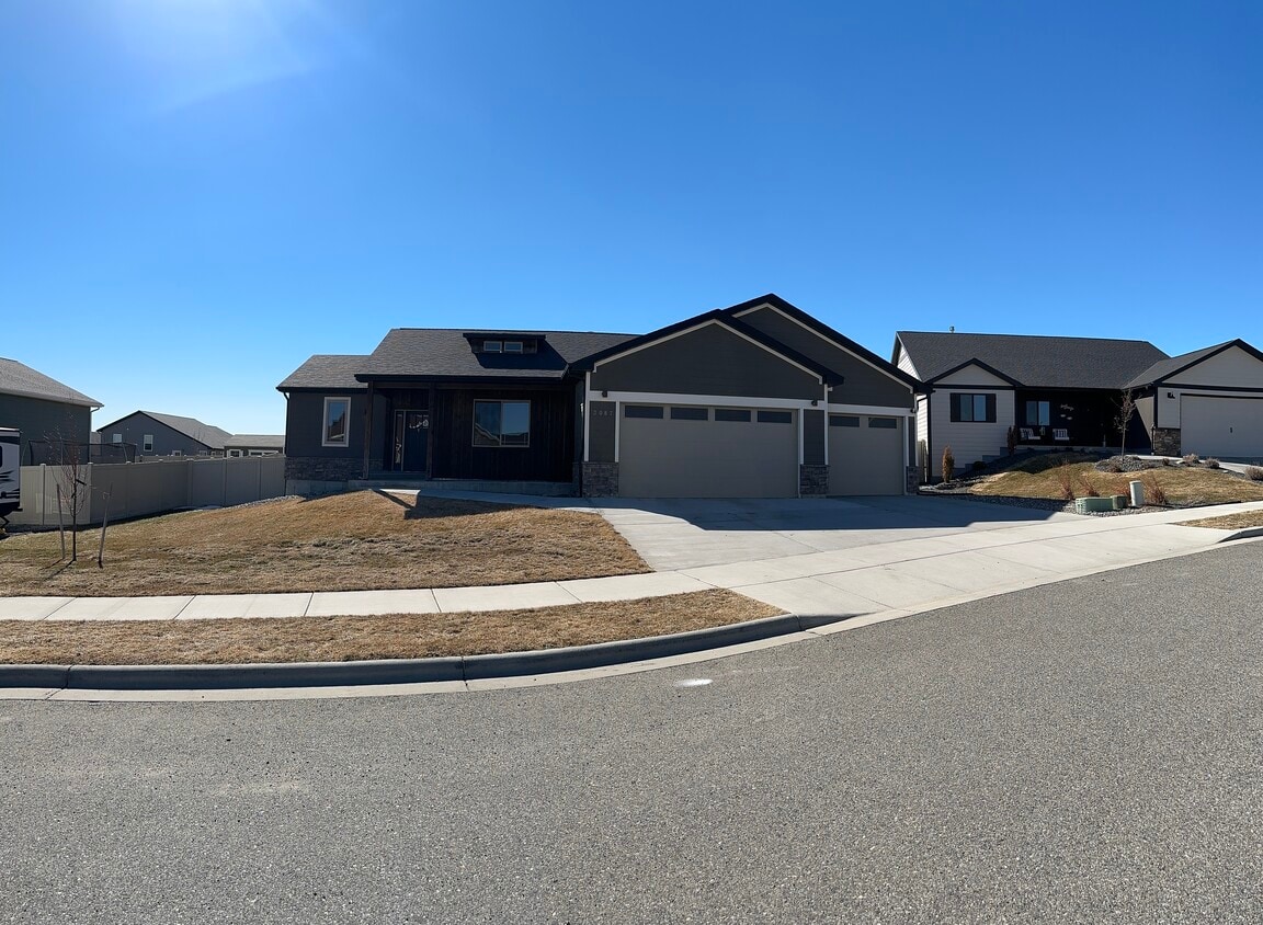 3087 W Copper Ridge Loop, Billings, MT 59106 House Rental in Billings