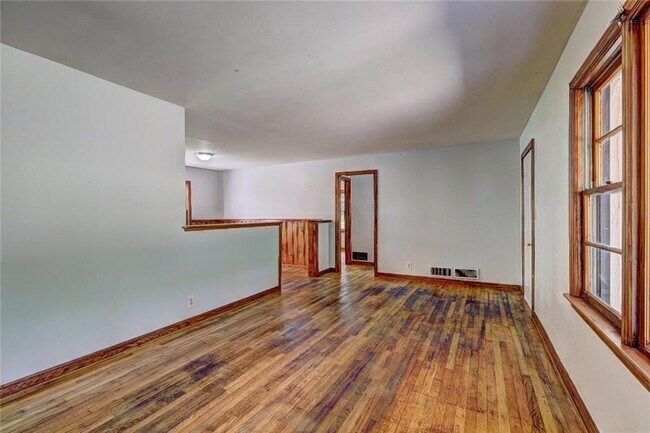 Building Photo - 965 Olde Town Pl