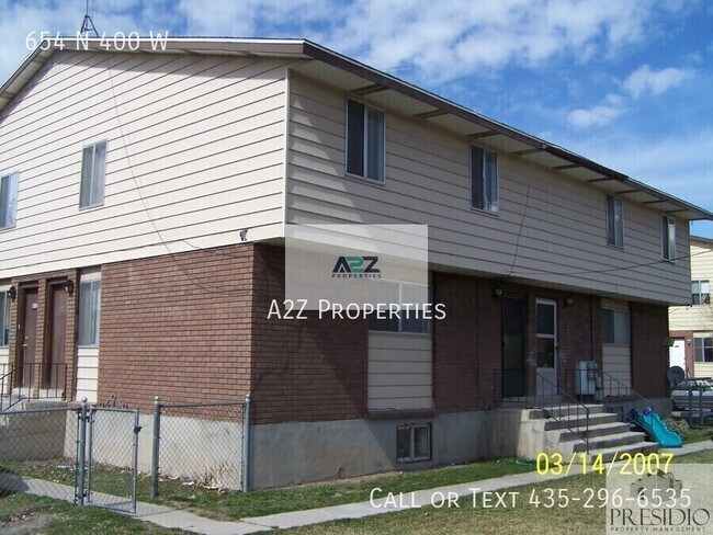 Building Photo - 654 N 400 W St