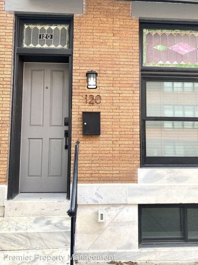 Foto del edificio - 3 br, 3 bath House - 120 S. Ellwood Avenue