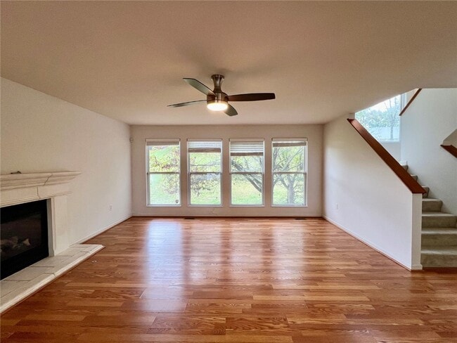 Foto del edificio - 188 Birchwood Trail Dr