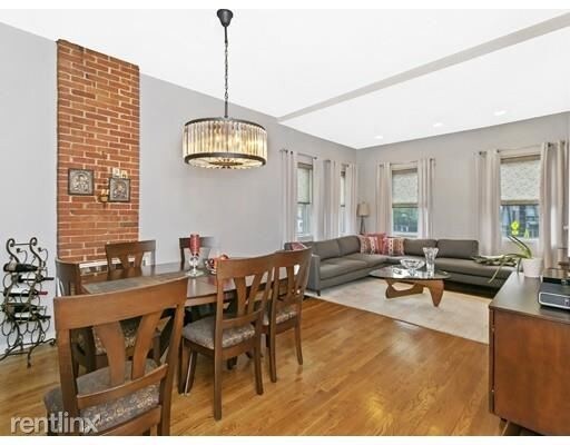 Building Photo - 2 br, 1 bath Apartment - 532 Tremont St