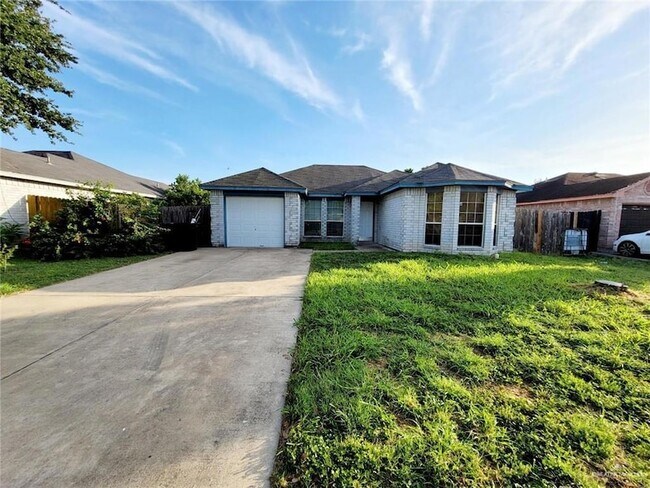 Building Photo - 4208 Flamingo Ave