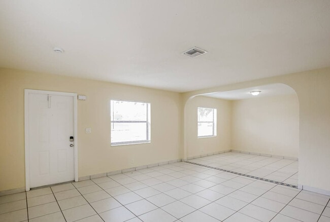 Foto del edificio - 7420 Johnson St