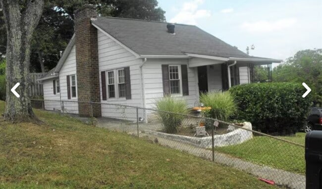 Photo - 230 Nash Rd House