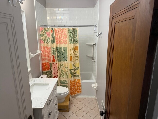 Photo - 2472 Fairview Ave Apartment