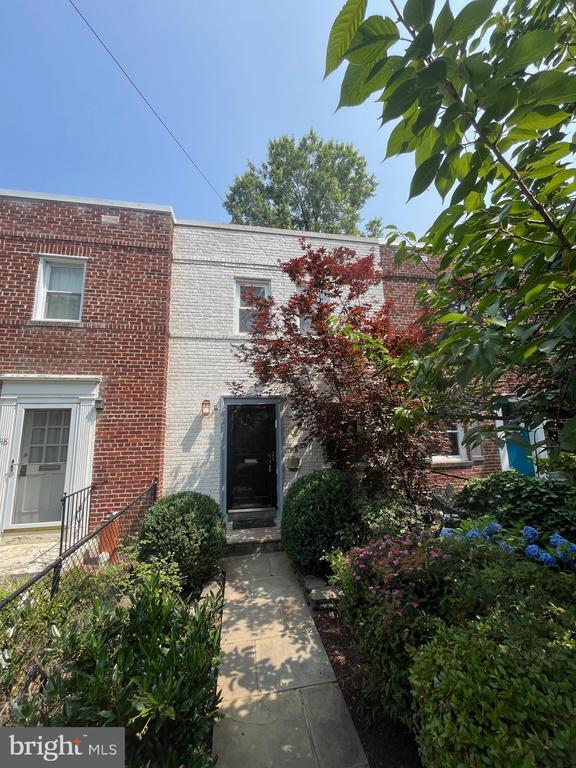 Foto principal - 420 E Bellefonte Ave