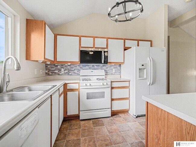 Foto del edificio - 2707 Canyon Cir