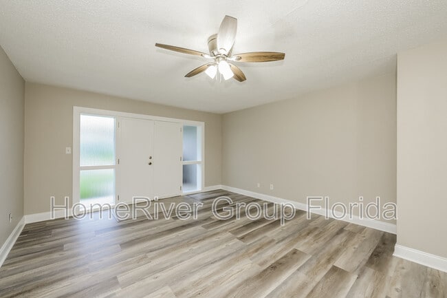Building Photo - 1023 San Pedro Dr