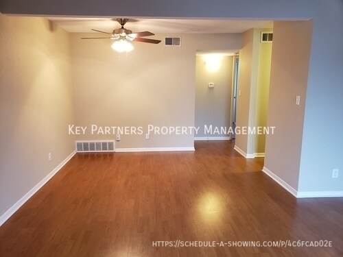 Foto del edificio - 6212 Robinson St