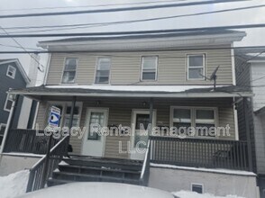 Building Photo - 620 Ridge St