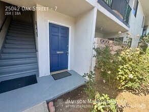 Building Photo - 25042 Oak St