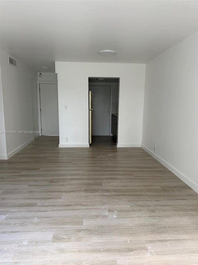Building Photo - 7251 SW 82nd St