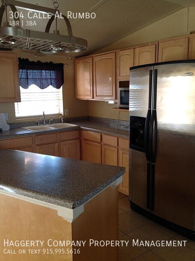 Building Photo - 304 Calle Al Rumbo