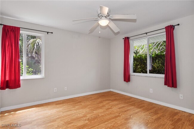 Foto del edificio - 28058 Oak Ln