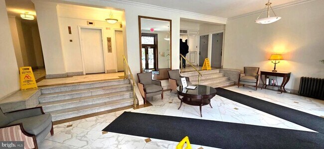 Foto del edificio - 1954 Columbia Rd NW