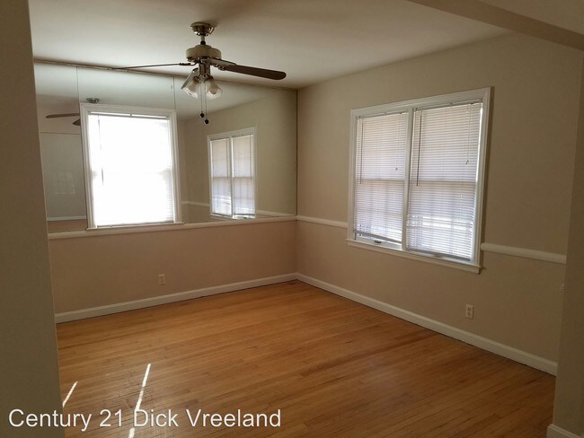 Building Photo - 3 br, 1.5 bath House - 4304 Statton Road