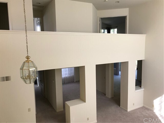 Building Photo - 5197 Evanwood Ave
