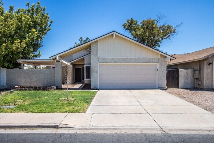 Primary Photo - Mesa Prime Location!!!