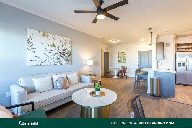 Building Photo - 2028 Presidio Vista Dr