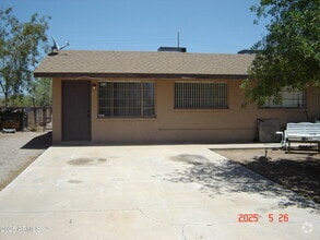 Building Photo - 414-416 Reizen Dr