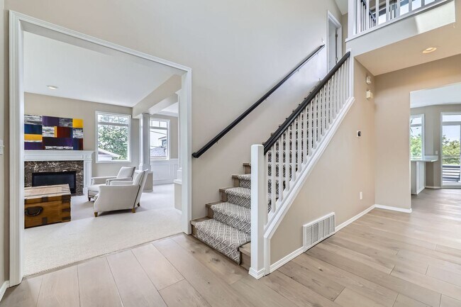 Foto del edificio - Greenlake - 4 Bedroom