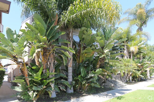 Building Photo - 9667 W Olympic Blvd