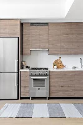 Foto principal - 555 W 38th St