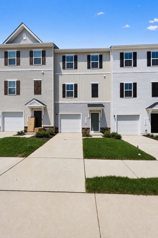 Building Photo - 36161 Wilderness Shores Way
