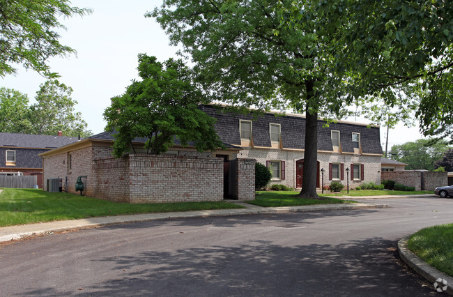 Foto del edificio - Kenbrook Village