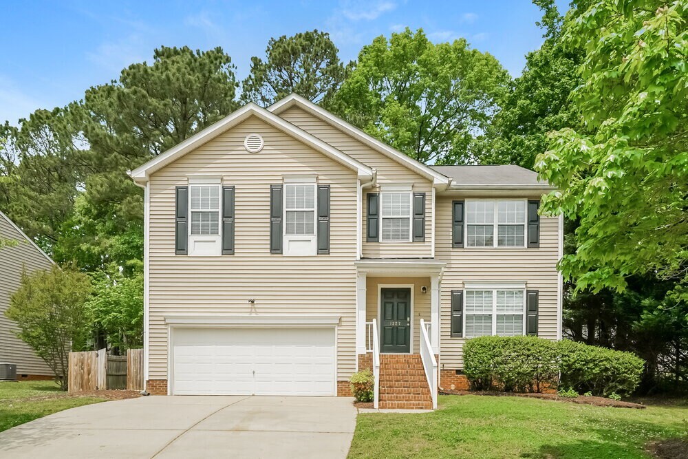 Primary Photo - 1227 Arbor Greene Dr