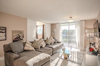 Building Photo - 5301 NW 2nd Ave