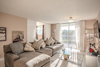 Building Photo - 5301 NW 2nd Ave