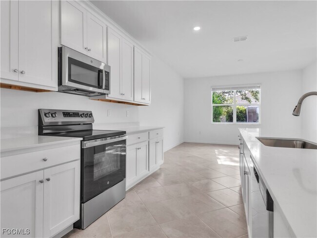 Foto del edificio - 4029 NW 37th Ave