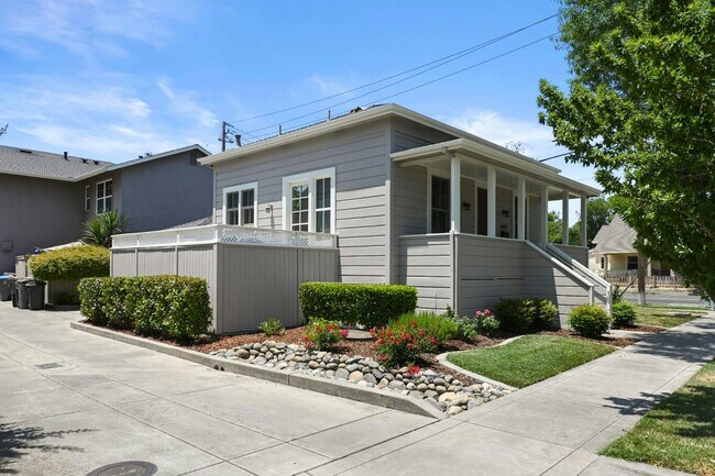 Foto del edificio - 449 J St