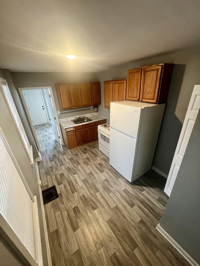 Foto del edificio - Newly Renovated 4BR/1BA in Wilmington - No...