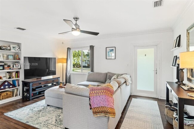 Foto del edificio - 3151 SW 20th St