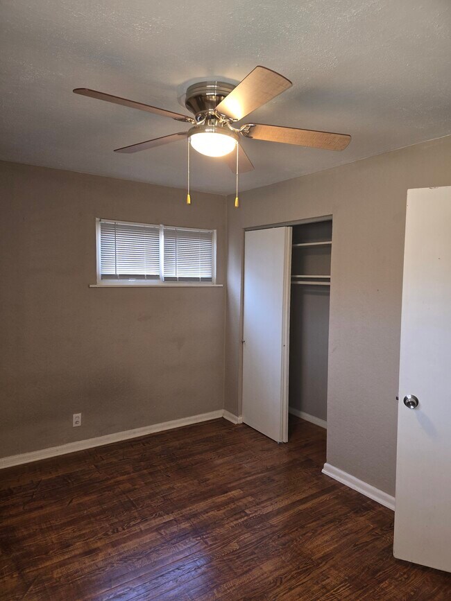 Building Photo - 7810 Blandford Dr