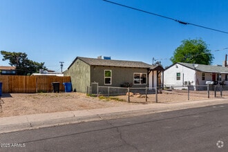 Building Photo - 1424 S Bonarden Ln