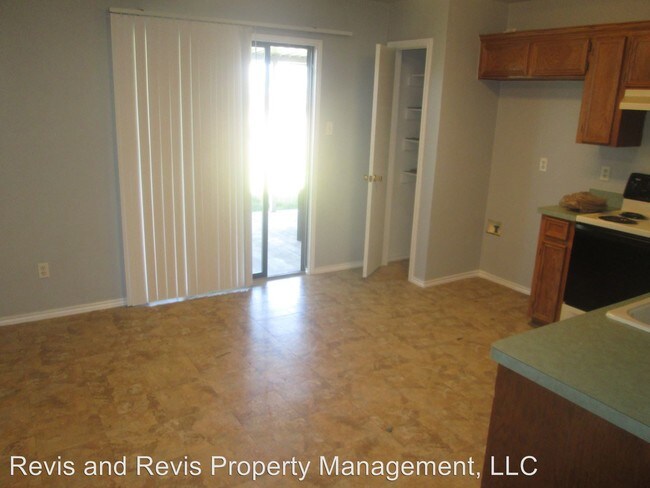 Building Photo - 3 br, 2 bath House - 1305 WATERFORD