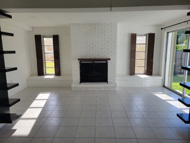 Foto del edificio - 10605 SW 112th St