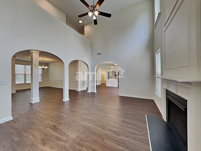 Building Photo - 8 Smokehouse Dr