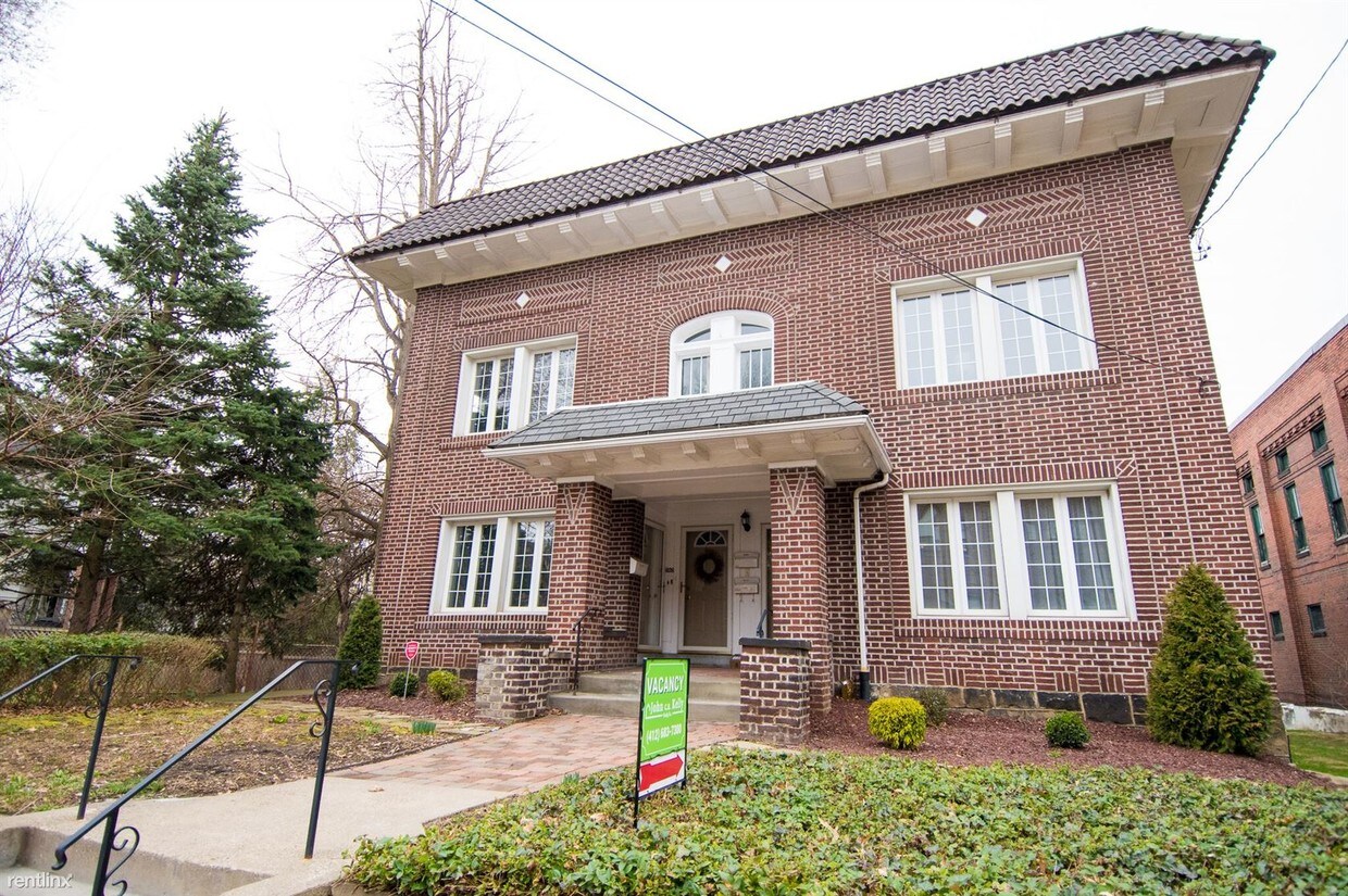 Primary Photo - 326 Emerson St