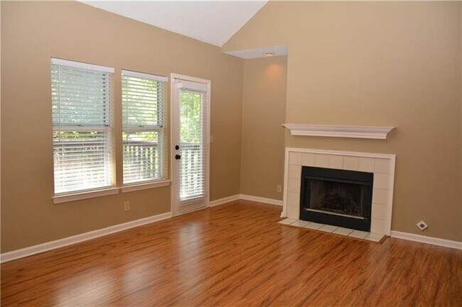 Foto del edificio - 908 Ivy Green Ln SE