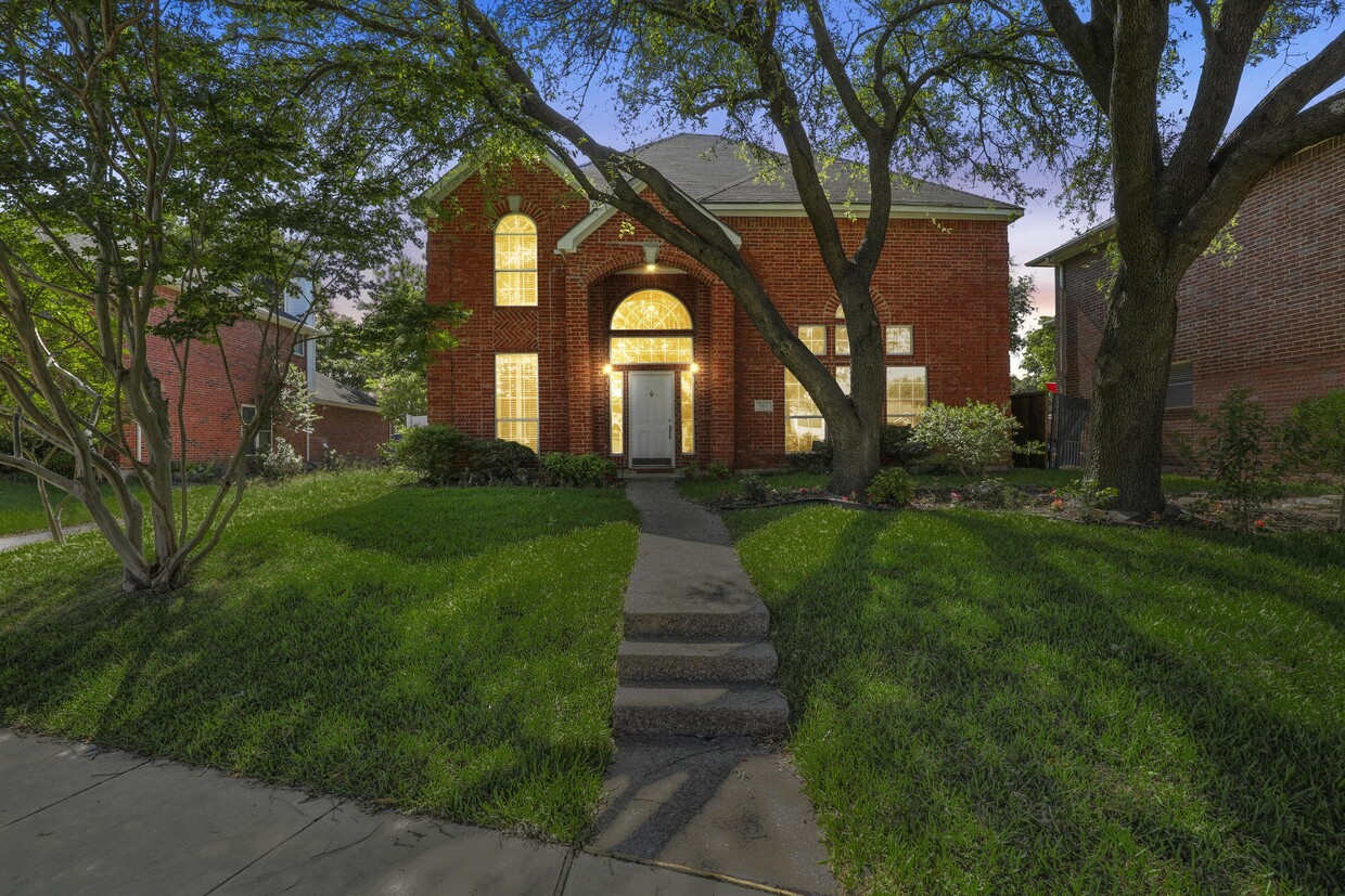 Primary Photo - 740 Fairlawn St