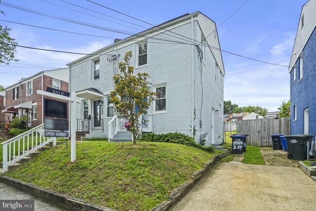 Foto del edificio - 5449 B St SE